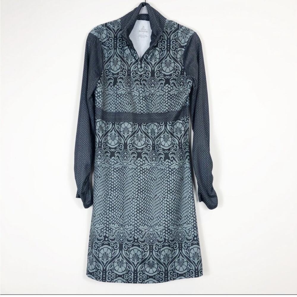 Prana green and grey printed long sleeve quarter zip spitfire dress